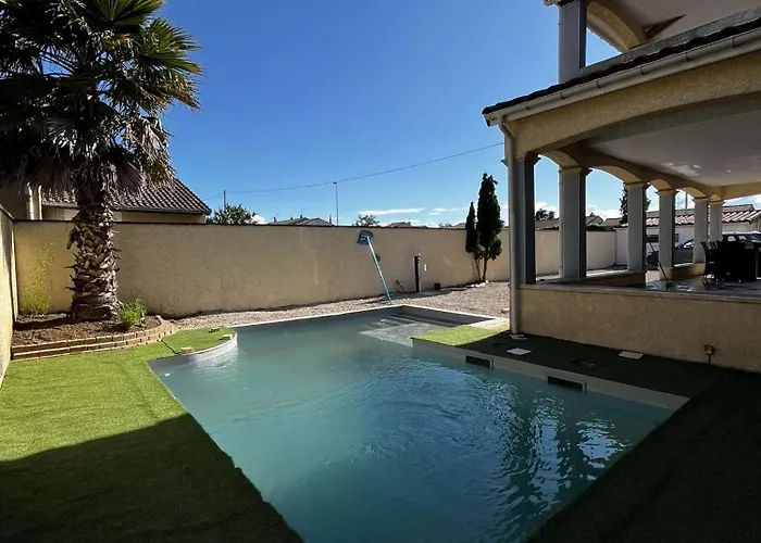 Villa Contemporaine Avec Piscine