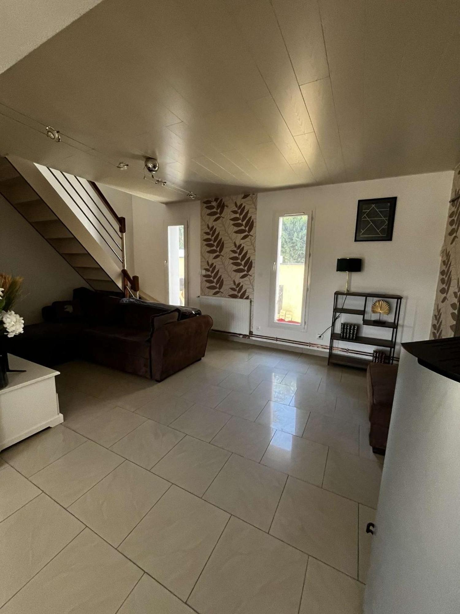 Contemporaine Avec Piscine Villa *