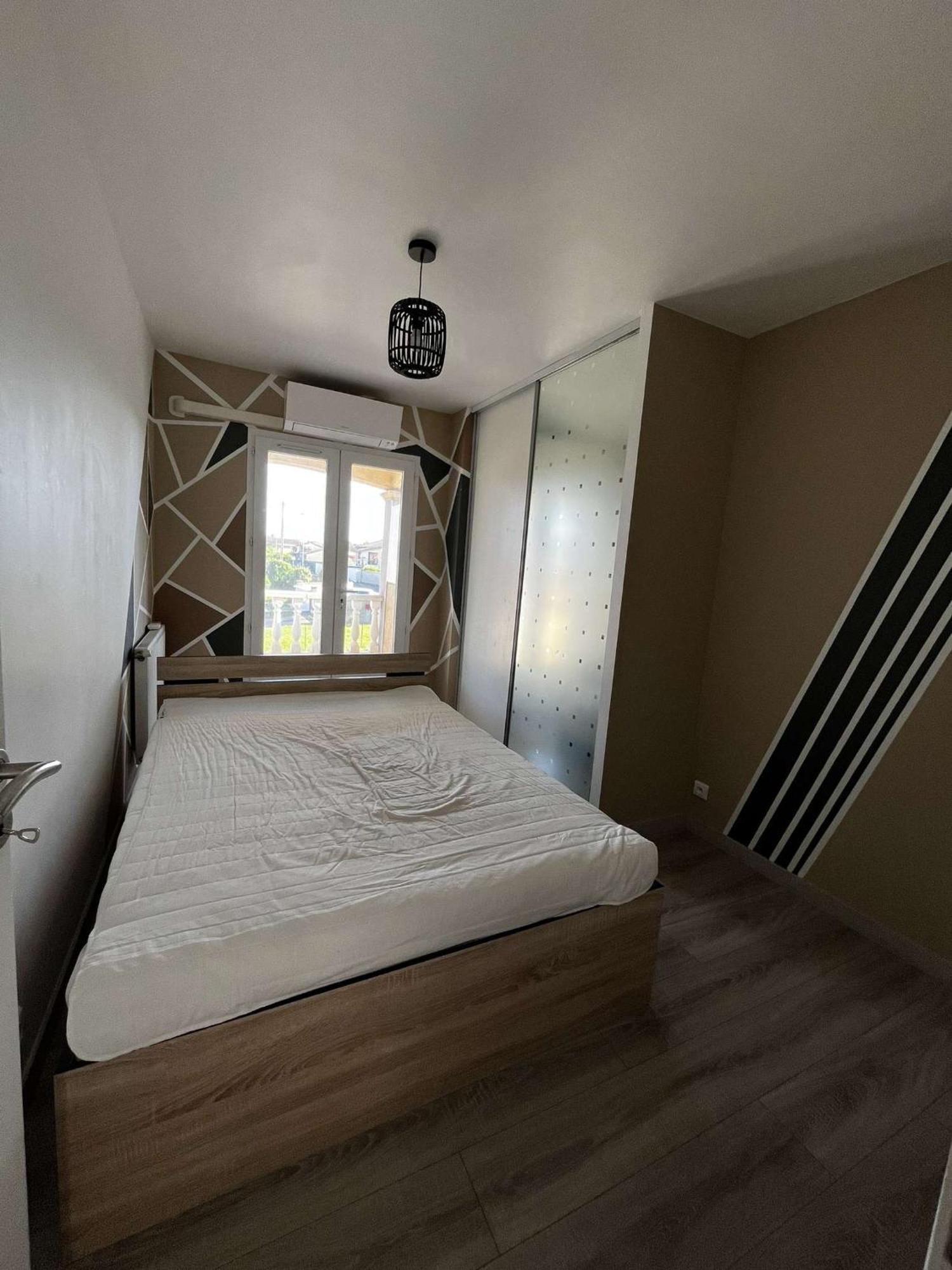 Contemporaine Avec Piscine Villa *